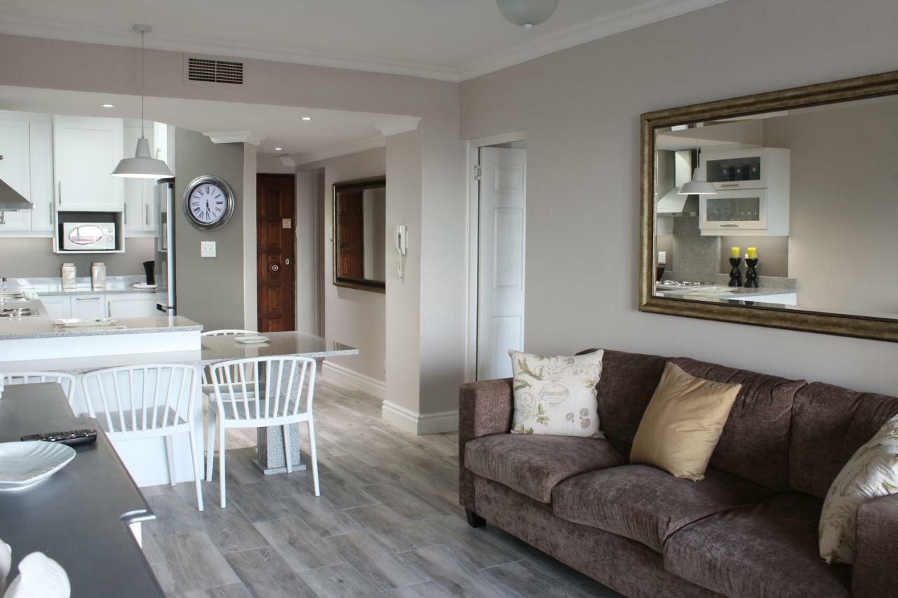 Beachfront Luxury @ Umhlanga Durban Buitenkant foto